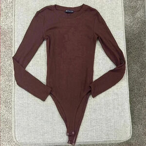 Zara Burgundy Ribbed Bodysuit